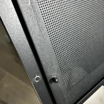 Aras Kargo İle Taşınan Bilgisayar Kasasında Ciddi Hasar Ve Yetersiz Hizmet