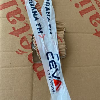 Gardırop Siparişim Hasarlı Ve Darbeli Geldi