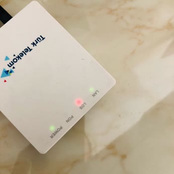 İzmir Buca’da İnternet Ve Şebeke Çilesi: Çözüm Bekliyorum!