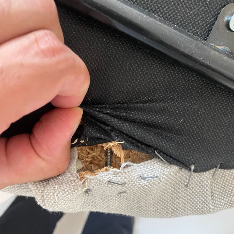 Vivense'den Aldığım Masa Takımında Hasar Ve Destek Sorunu