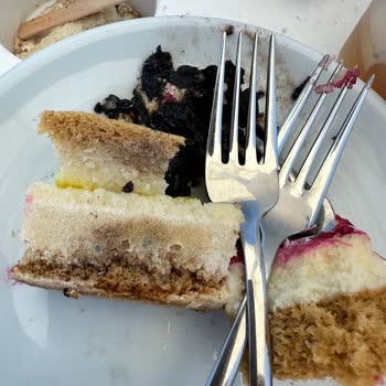 Beklentilerin Çok Altında Kalan Hizmet Ve İlgisizlikle Hayal Kırıklığı