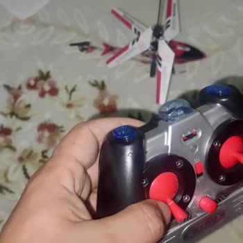 Kırık Ve Çalışmayan Helikopter İçin İade Reddiyle Mağduriyet Yaşadım