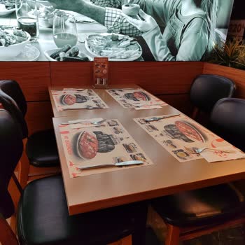 Rezerve Olmayan Masadan Müdür Talimatıyla Kaldırıldım