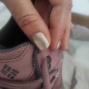 Columbia Botta İç Bilek Kumaşında Üç Ayda Beklenmedik Deformasyon Yaşadım