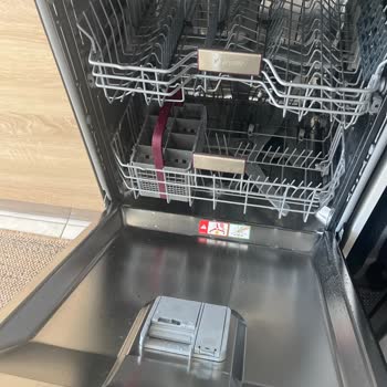 Yeni Alınan Bulaşık Makinesinde Sürekli Sorunlar Ve Yetersiz Müşteri Hizmeti