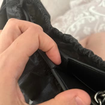 Calvin Klein Çantam 1 Yıl Sonra Yırtıldı, Garanti Dışı Bırakıldı