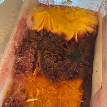Şok Marketten Alınan Dondurmaların Erimiş Ve Tekrar Donmuş Olması