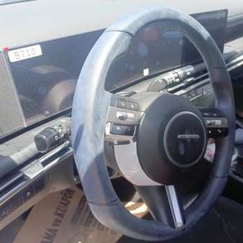 Yeni Aldığım Aracın Direksiyon Ve Vitesinde İki Ayda Renk Değişimi Yaşadım