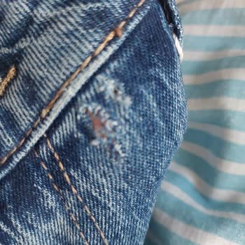 Hatalı Ve Defolu Jean Gönderimiyle Hayal Kırıklığı