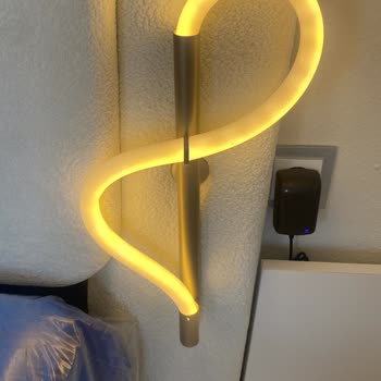 Yatak Odası Takımı Teslimatında İlgisizlik Ve Kusurlu Ürün Mağduriyeti