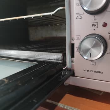 Simfer M4555 Turbo Fırın Kapak Ve Menteşe Sorunu İçin Destek Bekliyorum