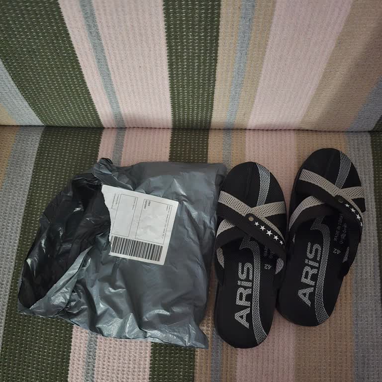 Eksik Gönderilen Terlik Ve Yetersiz Müşteri Hizmeti