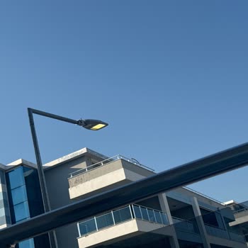 Sokakta Sürekli Yanan Dış Aydınlatmalarla İlgili Çözüm Talebi