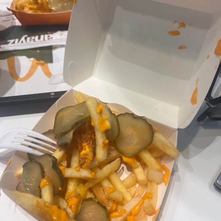 McDonald's Jalapeno Fries Siparişimde Biber Yerine Turşu Çıktı