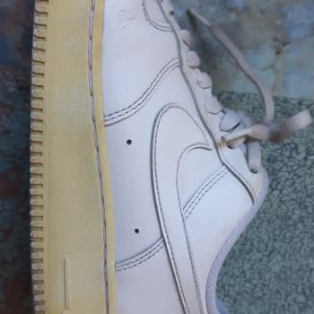 Ayakkabı Temizleyici Ürünü Ayakkabımı Sarıya Boyadı Kalıcı Hasar Oluştu