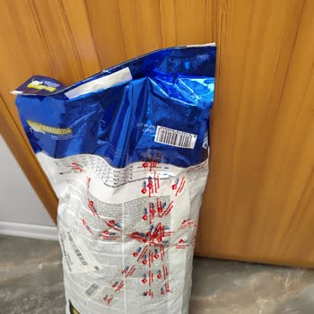 Patlamış Kedi Maması Ambalajı Ve İade Talebi