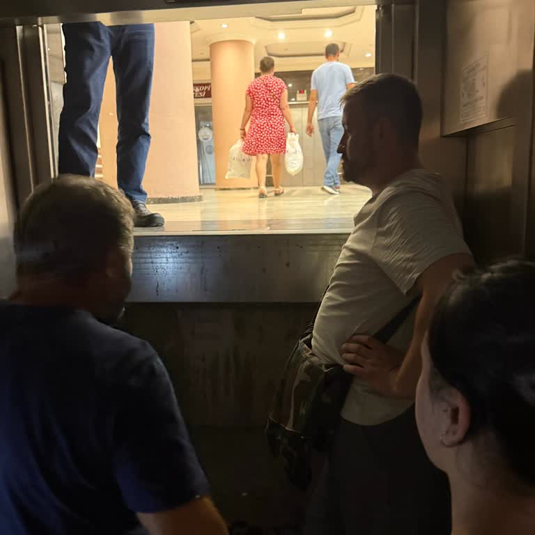 Trakya Üniversitesi Tıp Fakültesi'nde Sürekli Arızalı Asansör Mağduriyeti