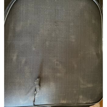 Pegasus Havayolları'nda Hasarlı Bagaj Ve Yetersiz Müşteri Hizmeti Deneyimi