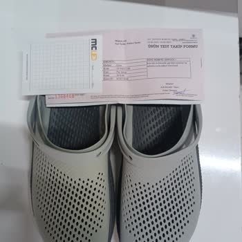 Crocs Terlikte Tek Taraflı Sararma Ve Boyner'in İlgisizliği