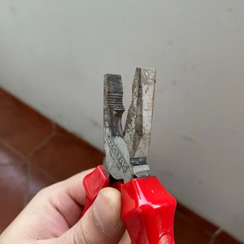 Aldığım Pense Kusurlu Çıktı, Yerli Malı Tercihimden Pişmanım