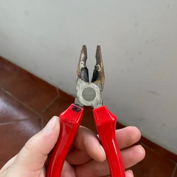 Aldığım Pense Kusurlu Çıktı, Yerli Malı Tercihimden Pişmanım