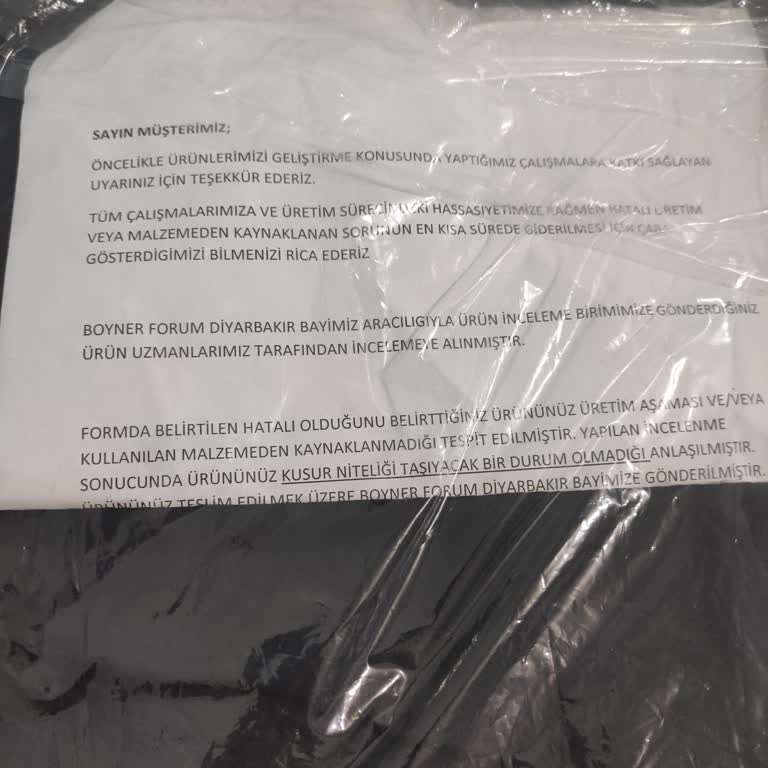 Armani Tişört İlk Yıkamada Renk Solması Ve Delinme Sorunu