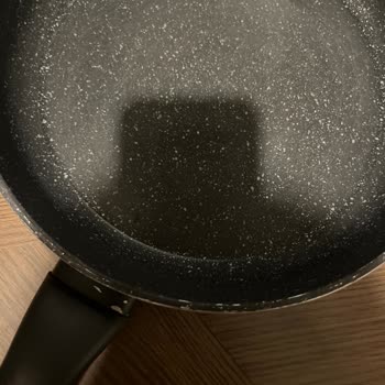 Kısa Sürede Granit Tava Kaplamasında Dökülme Yaşadım