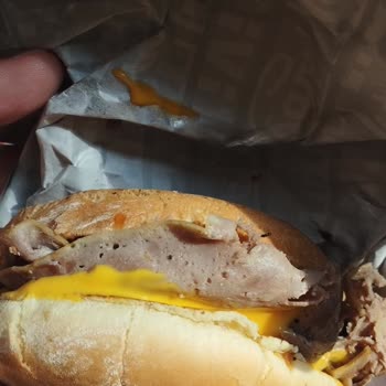 Arby's Menü Görseliyle Sunulan Ürün Arasında Büyük Fark
