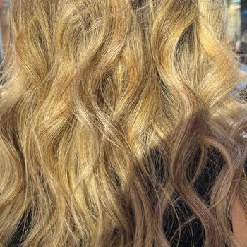 Saç Boyama İşleminde Yaşanan Renk Ve Saç Sağlığı Sorunları