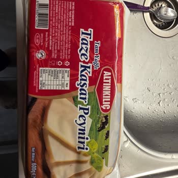 Altınkılıç Taze Kaşar Peynirinin Son Kullanma Tarihi Geçmeden Küflenmesi