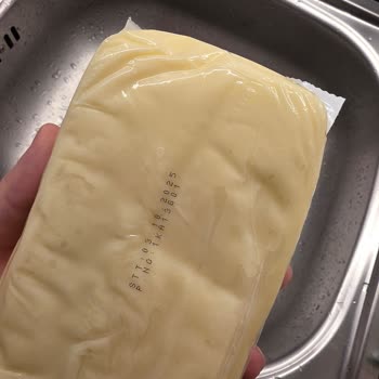 Altınkılıç Taze Kaşar Peynirinin Son Kullanma Tarihi Geçmeden Küflenmesi