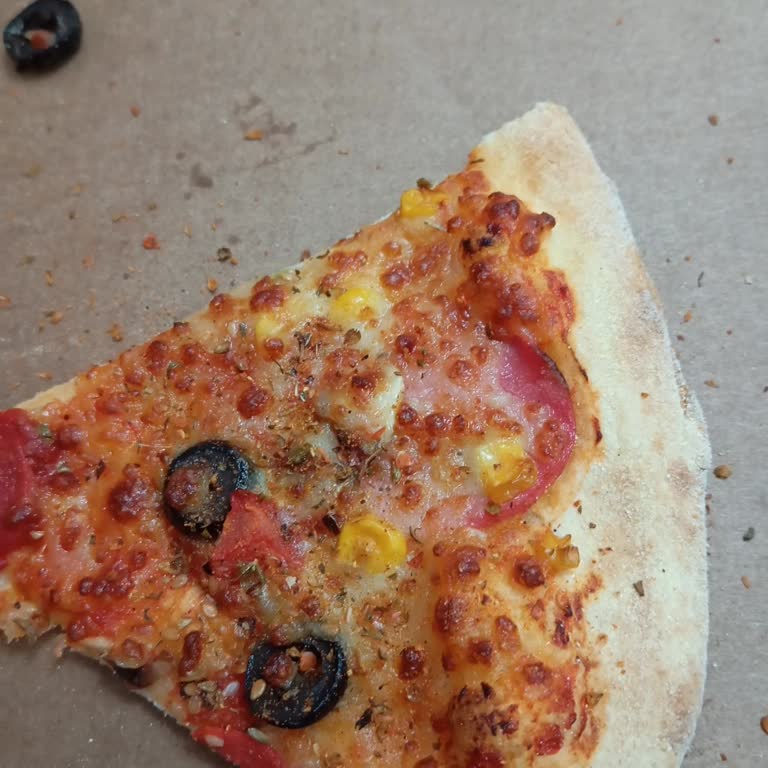 Kampanyalı Pizza Siparişimde Malzeme Eksikliği Ve Kötü Deneyim