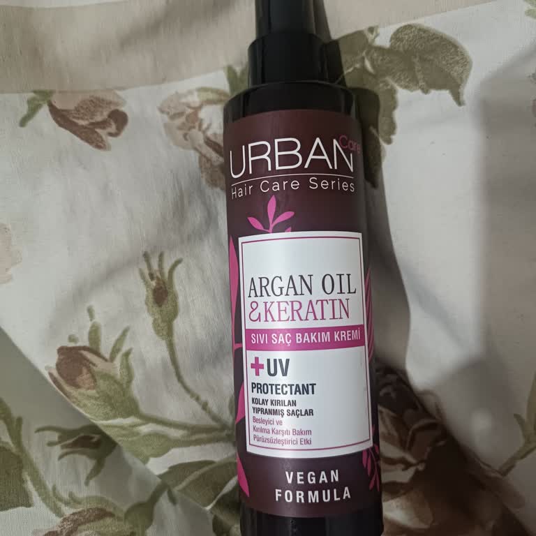 Urban Care Saç Spreyi Saçı Yağlandırıp Ağırlaştırıyor