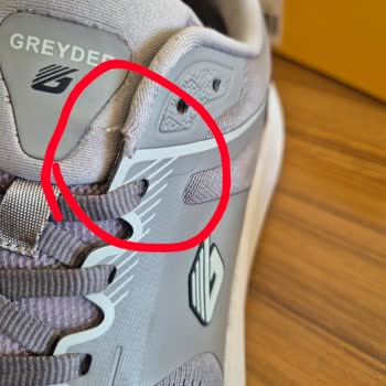 Aynı Kusurlu Ayakkabının İkinci Kez Gönderilmesi Ve Yetersiz Müşteri Hizmeti