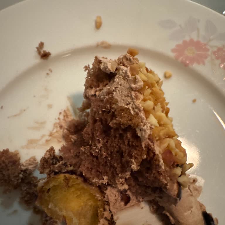 Beykent Lokma Fırın Bayat Ürün Satışı!