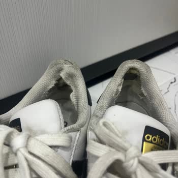 Adidas Superstar Ayakkabı Kısa Sürede Parçalandı Ve İlgisizlik Yaşadım