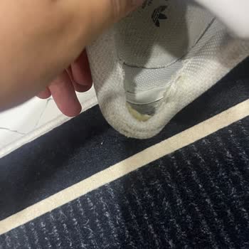 Adidas Superstar Ayakkabı Kısa Sürede Parçalandı Ve İlgisizlik Yaşadım