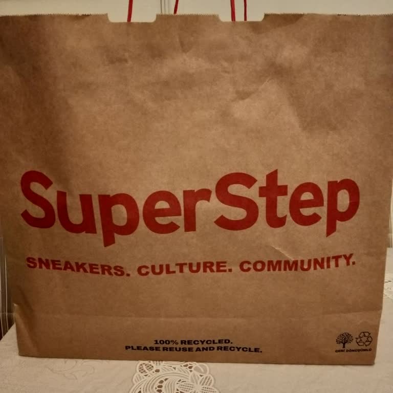 SuperStep Değişim Sürecinde Ciddiyetsiz Ve İlgisiz Mağaza Deneyimi