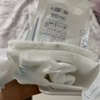 Bebek Islak Mendilinde Küf Şoku