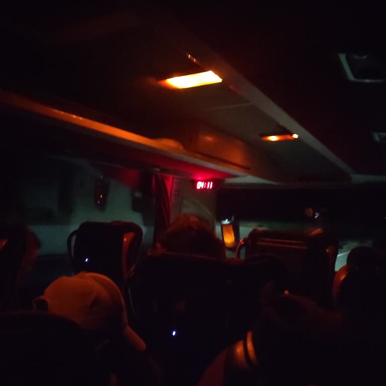 Gece Yarısı Hızlı Sürüş Ve Patlayan Tekerlekte Yaşanan Korku