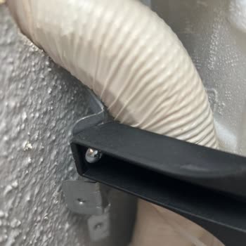 Yanlış Montaj Sonucu Duvardan Düşen Klima Mağduriyeti