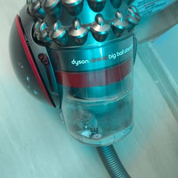 Dyson Elektrikli Süpürge Parça Değişimi Sürecinde Yaşanan İlgisizlik