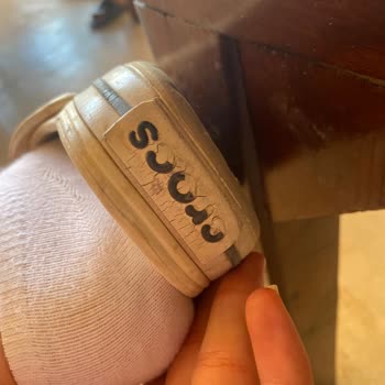 Crocs Terlikte Kısa Sürede Çatlama Ve Kopma Sorunu