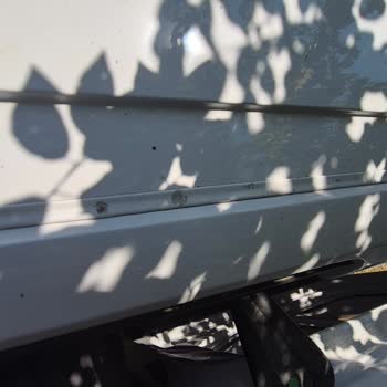 Sıfır Opel Combo'da Boya Problemi Ve İlgisiz Servis