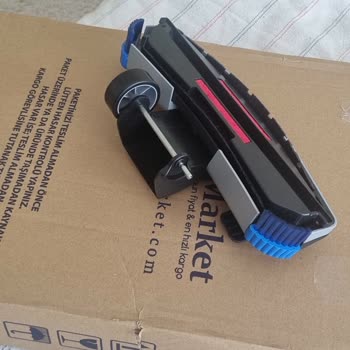 Süpürge Başlığı Hatalı Geldi, Hem Suçlandım Hem Mağdur Edildim