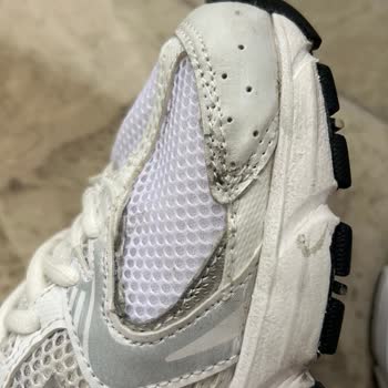 Ayakkabı Onarım Hizmeti Sonrası Memnuniyetsizlik ve İletişim Sorunu