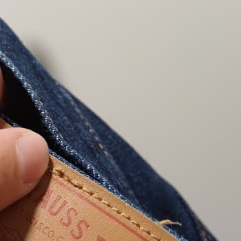 Amazon Ve Levis Jean Pantolonda Hatalı Dikişlere Çözüm Bulmuyor