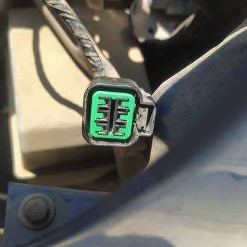 Aldığım Sol Far Bozuk Ve Far Ayar Motoru Yok