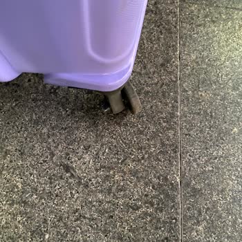 Valizim Kırıldı, İlgisizlik Ve Hizmet Eksikliği Yaşadım