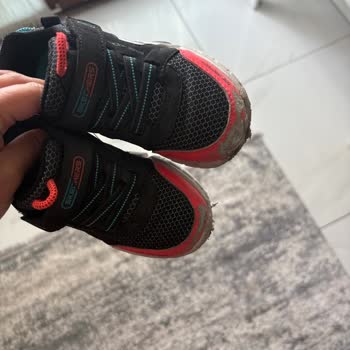 Kısa Sürede Deforme Olan Skechers Çocuk Ayakkabısı İçin İade Talebi